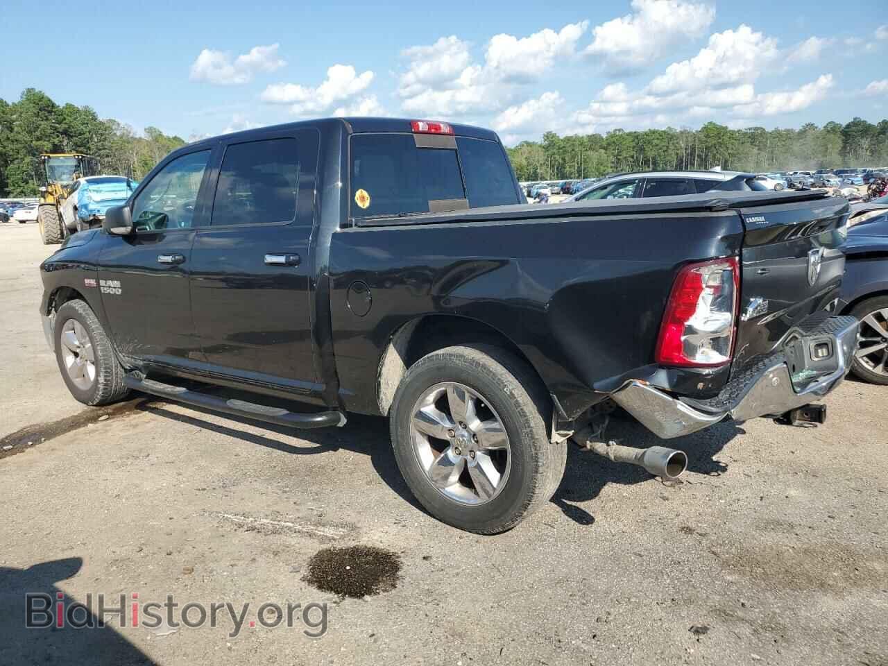 2017 RAM 1500 - VIN: 3C6RR6LT7HG734459 - Фото 2