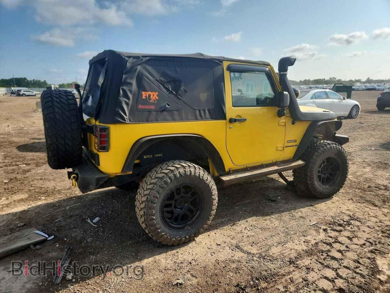 2011 JEEP WRANGLER - VIN: 1J4AA2D12BL537741 - Фото 3