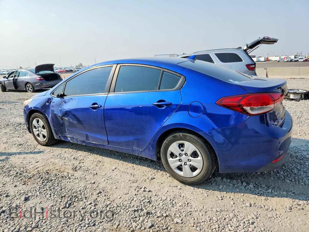2017 KIA FORTE - VIN: 3KPFK4A72HE050618 - Фото 2