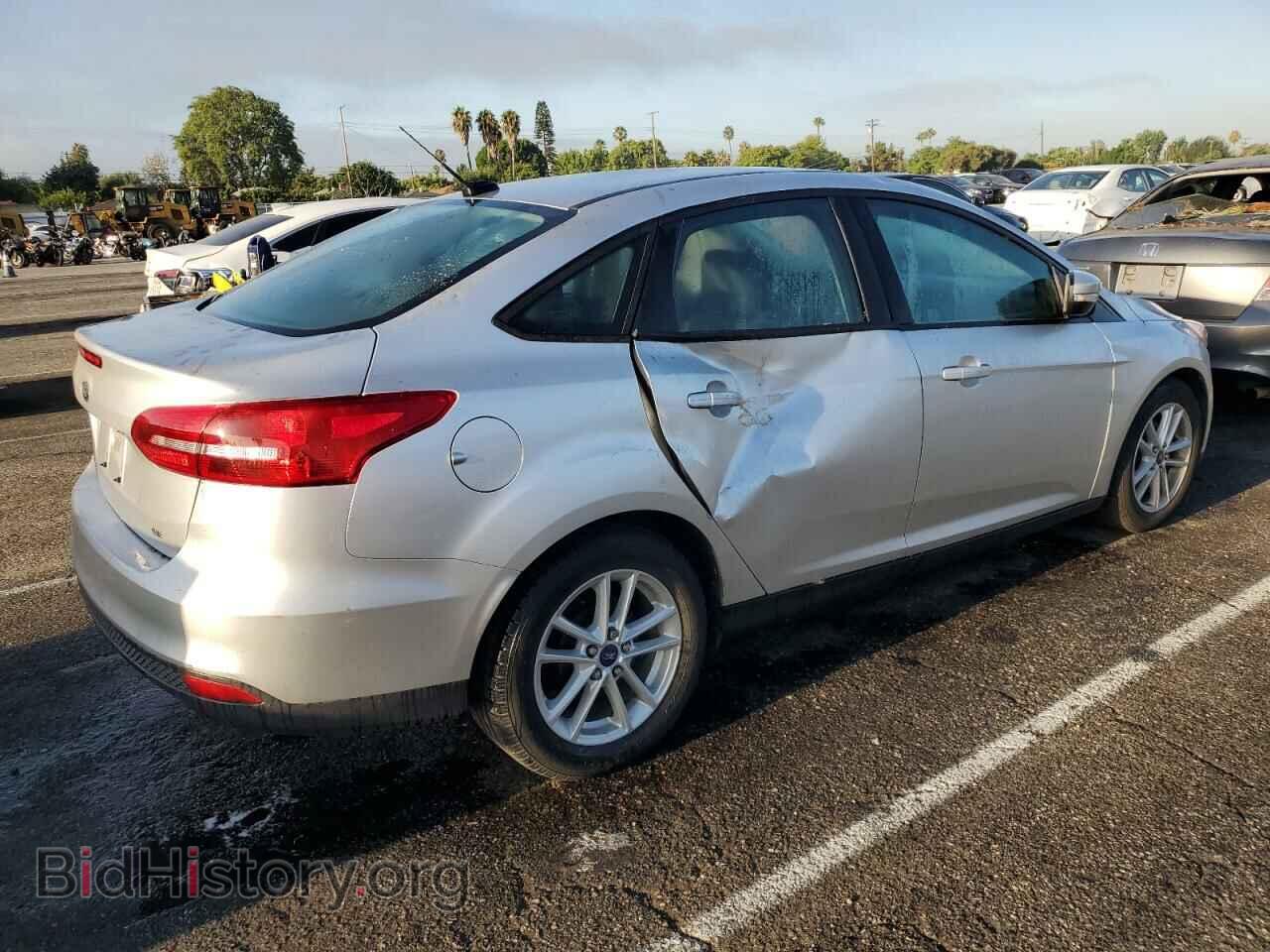 2017 FORD FOCUS - VIN: 1FADP3F29HL298992 - Фото 3