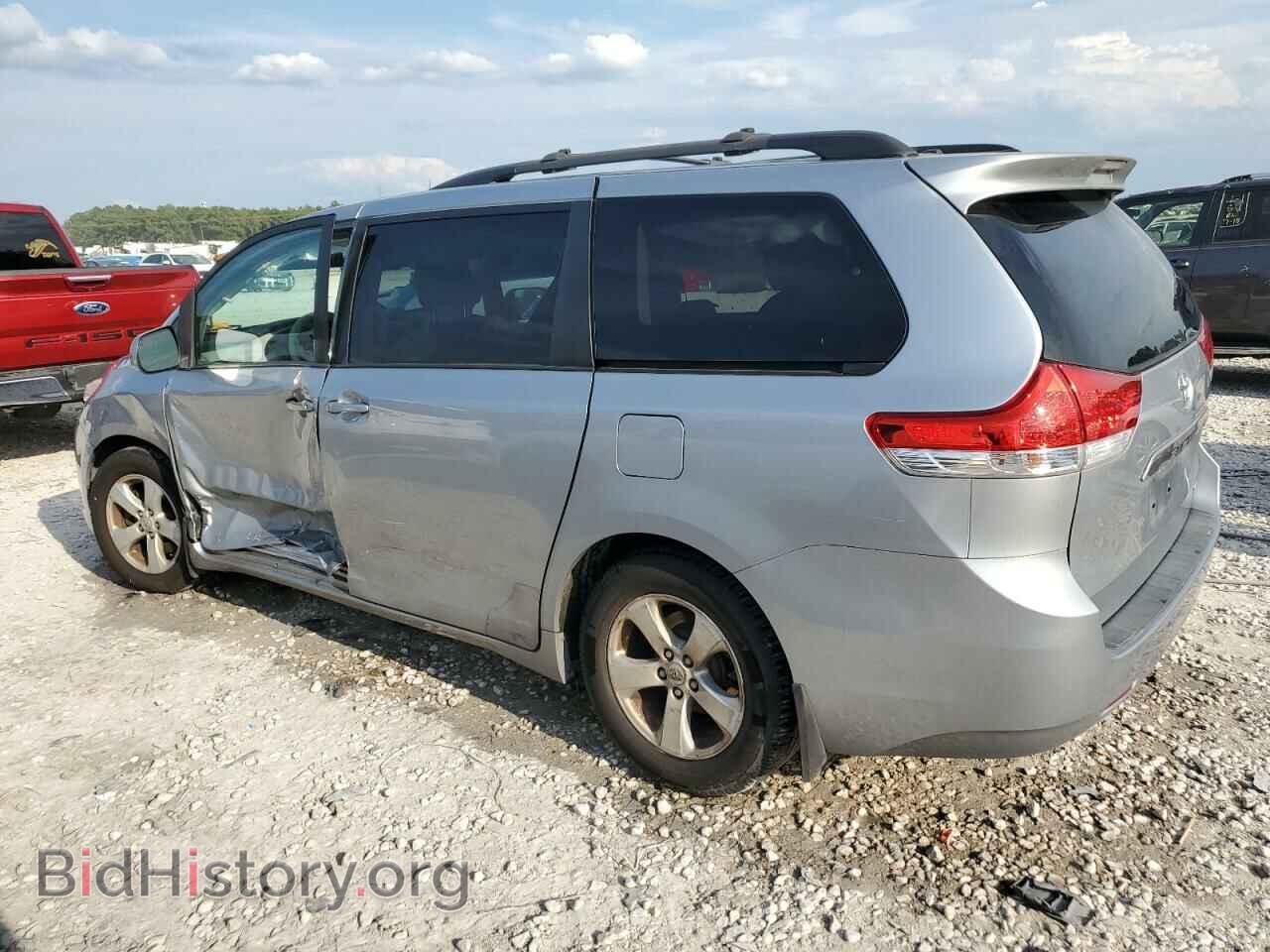 2014 TOYOTA All Models - VIN: 5TDKK3DC8ES482584 - Фото 2