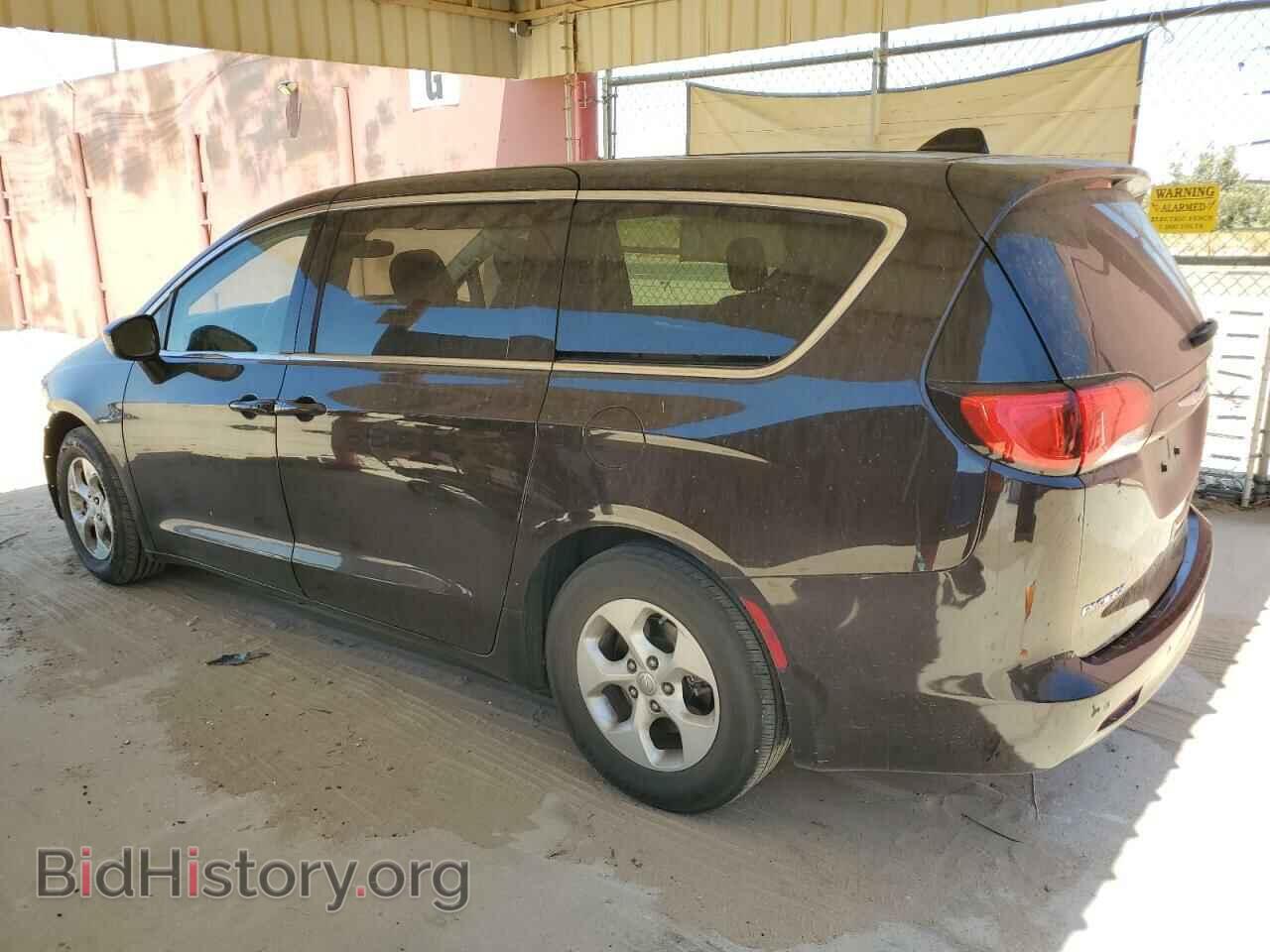 2017 CHRYSLER PACIFICA - VIN: 2C4RC1CGXHR525453 - Фото 2