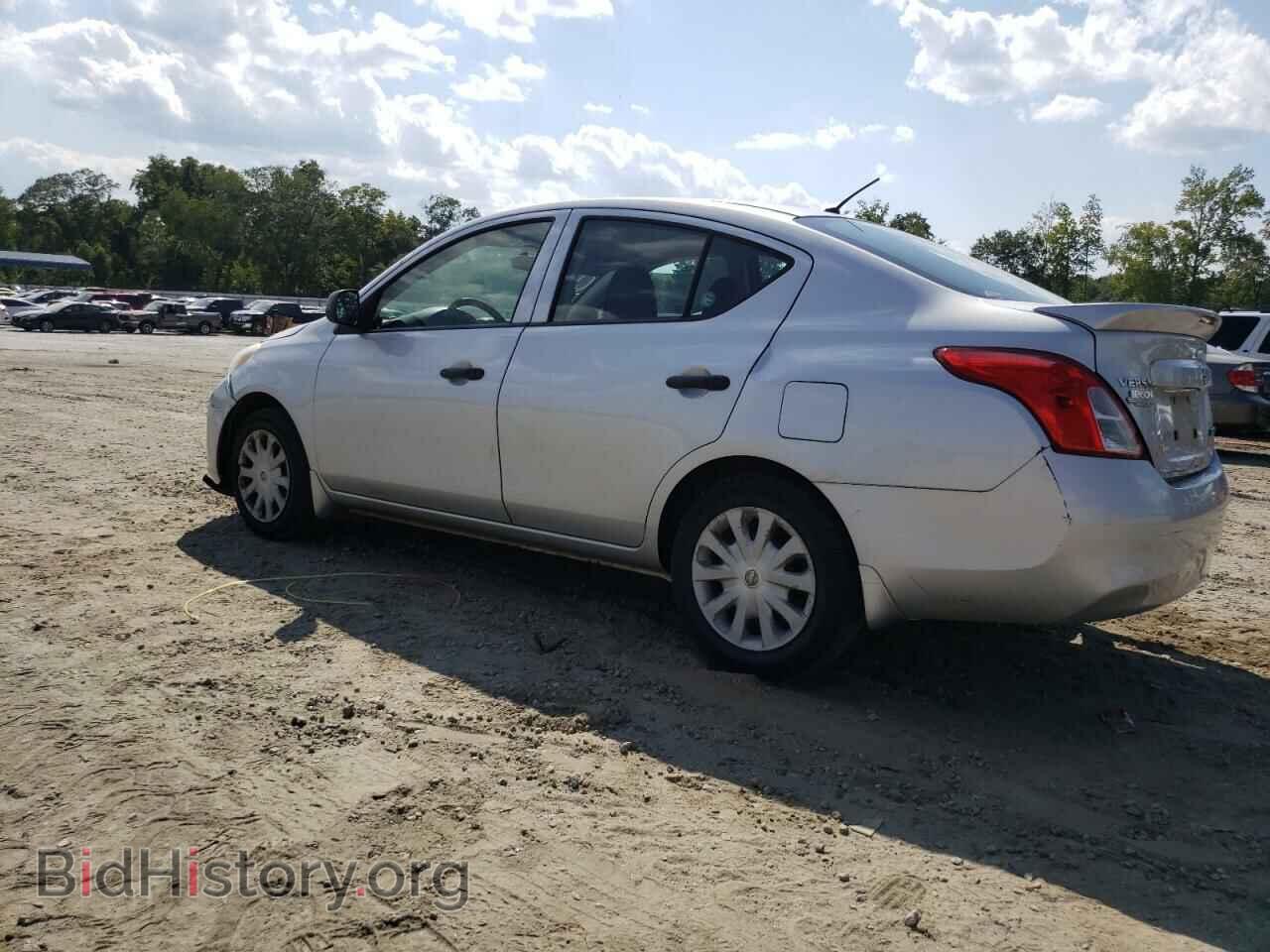 2013 NISSAN VERSA - VIN: 3N1CN7AP1DL830906 - Фото 2