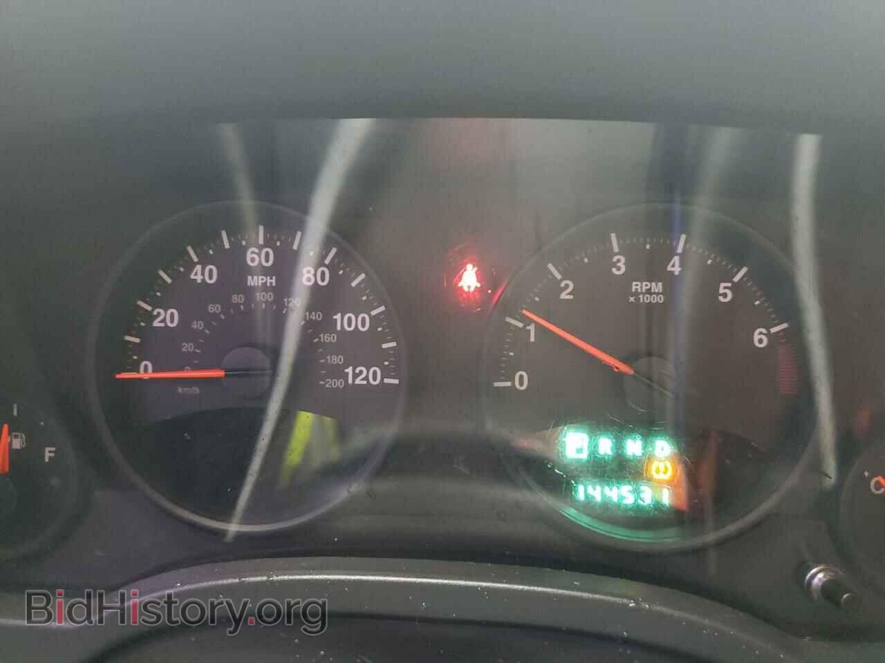 2010 JEEP COMPASS - VIN: 1J4NT4FB6AD549378 - Photo 8