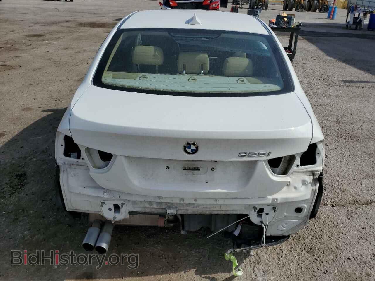2011 BMW 3 SERIES - VIN: WBAPH7C53BE126265 - Фото 6