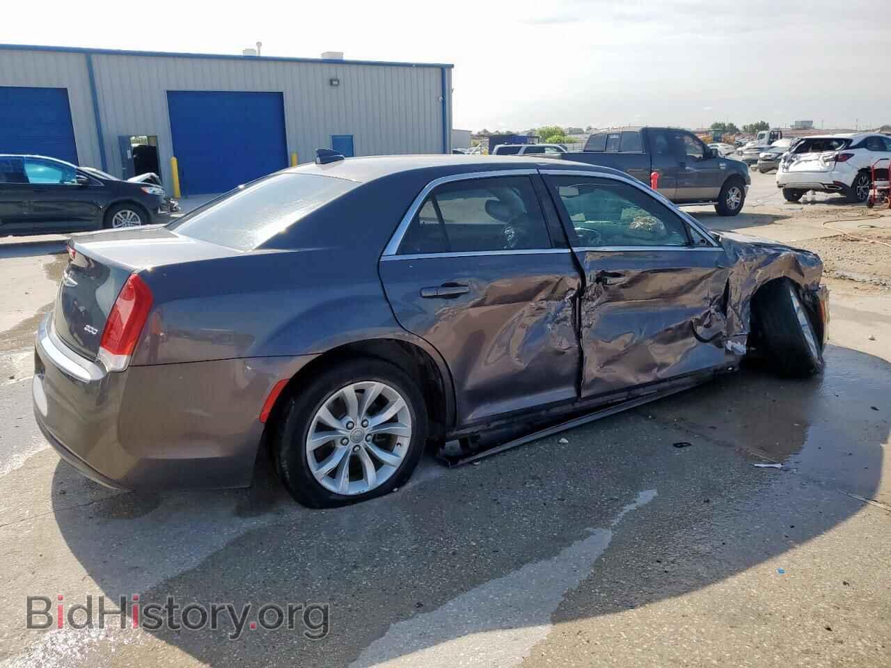 2015 CHRYSLER 300 - VIN: 2C3CCAAGXFH930650 - Фото 3