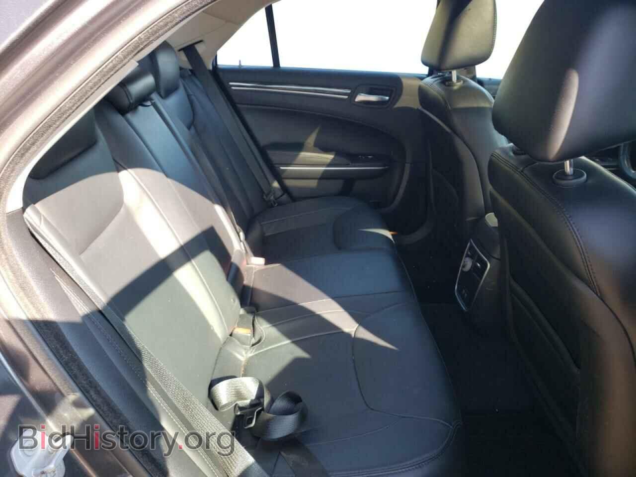 2015 CHRYSLER 300 - VIN: 2C3CCAAGXFH853665 - Фото 6