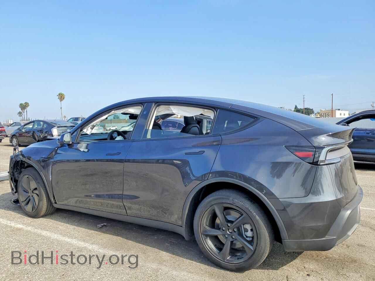 2026 TESLA MODEL Y - VIN: 7SAYGDEEXTF564211 - Фото 2