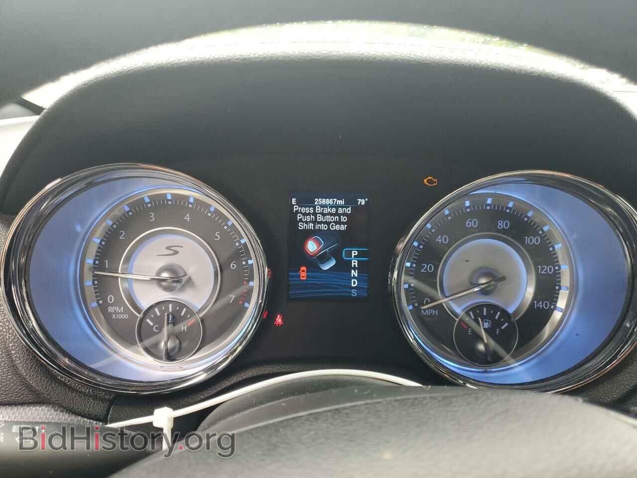 2013 CHRYSLER 300 - VIN: 2C3CCABG4DH732075 - Фото 9