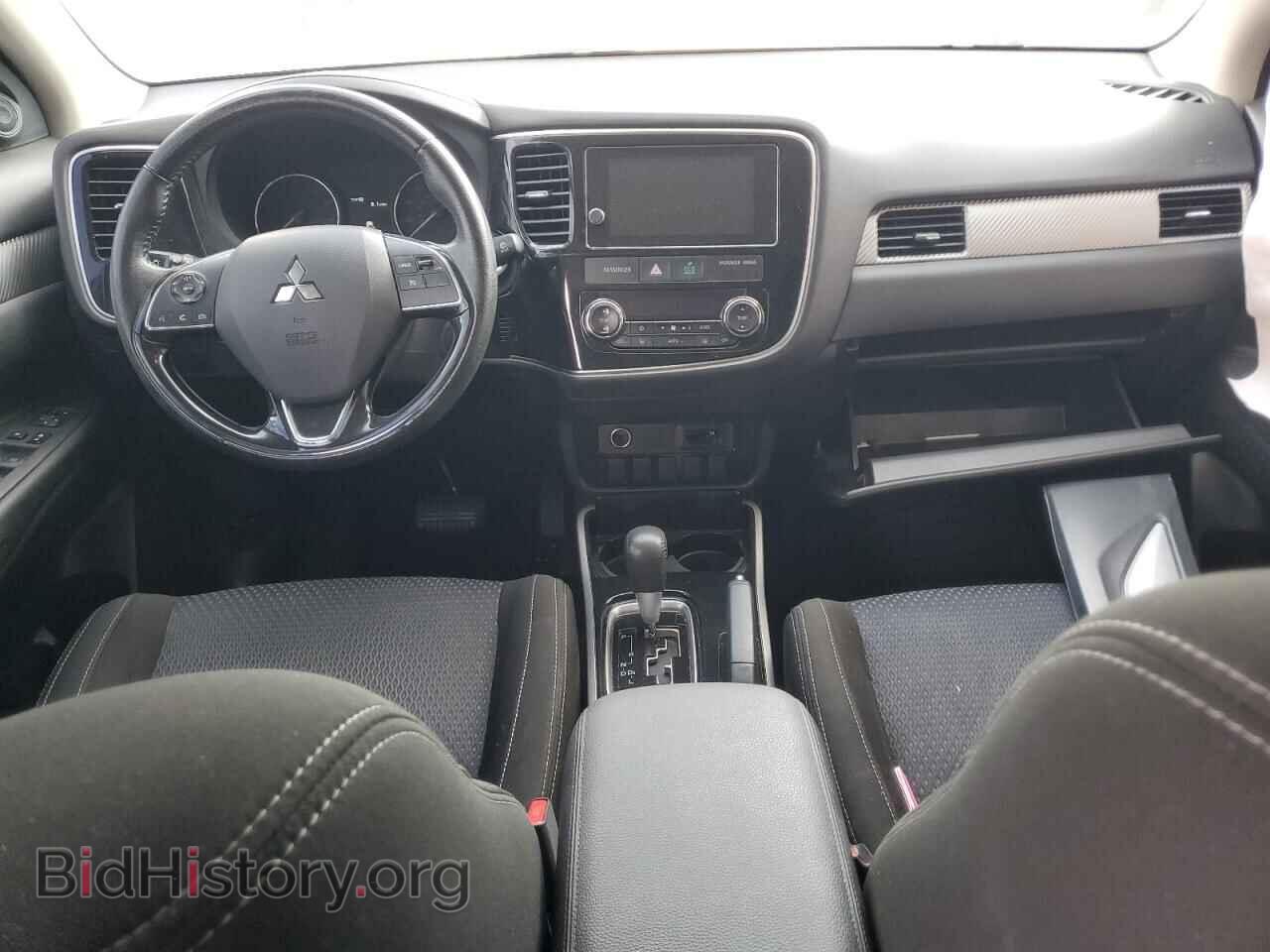 2017 MITSUBISHI OUTLANDER - VIN: JA4AD3A38HZ010618 - Фото 8