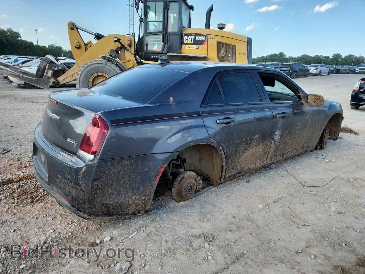 2017 CHRYSLER 300 - VIN: 2C3CCAGG2HH606943 - Фото 3