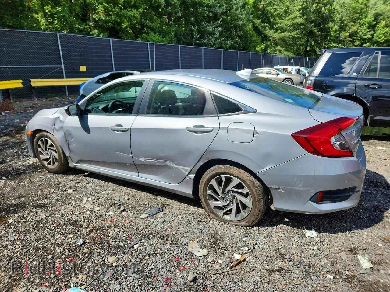 2017 HONDA CIVIC - VIN: 2HGFC2F70HH516546 - Photo 2