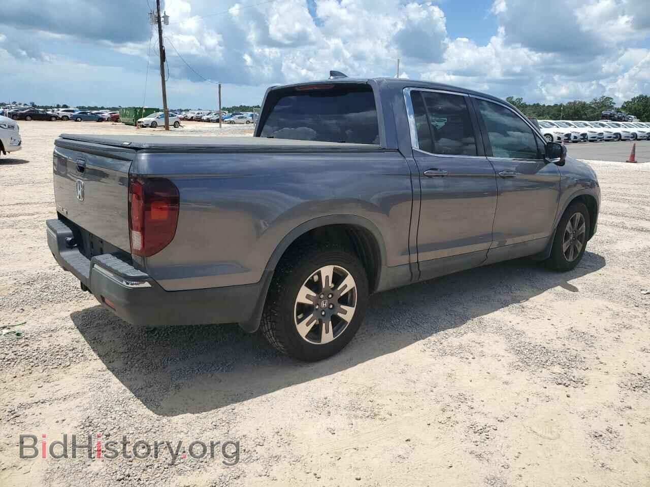 2017 HONDA RIDGELINE - VIN: 5FPYK2F6XHB009359 - Фото 3