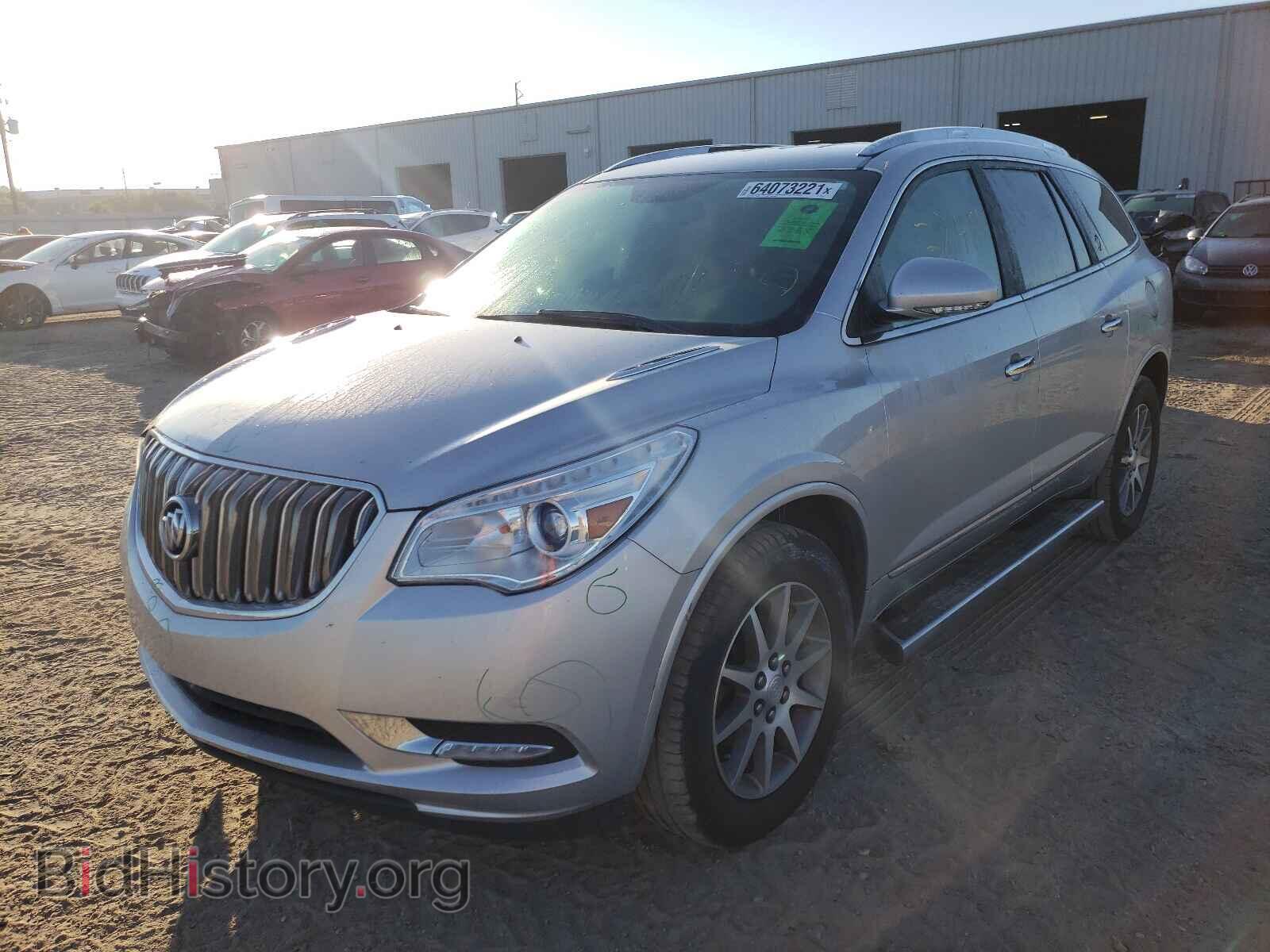 2017 BUICK ENCLAVE - VIN: 5GAKRAKD5HJ107721 - Photo 2