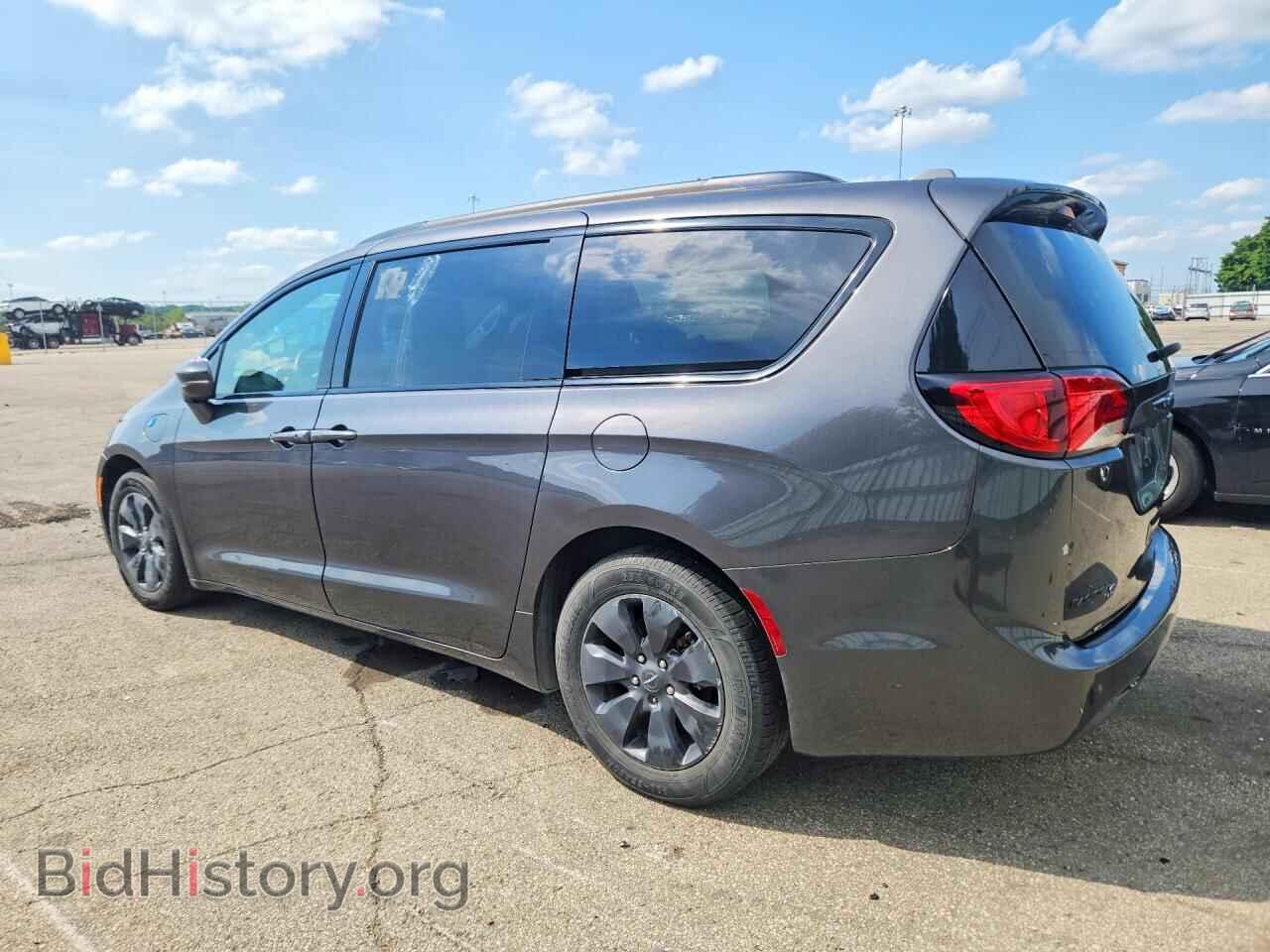 2020 CHRYSLER PACIFICA - VIN: 2C4RC1N74LR257926 - Photo 2
