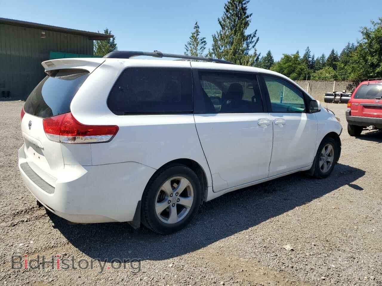 2012 TOYOTA All Models - VIN: 5TDKK3DC5CS246231 - Фото 3