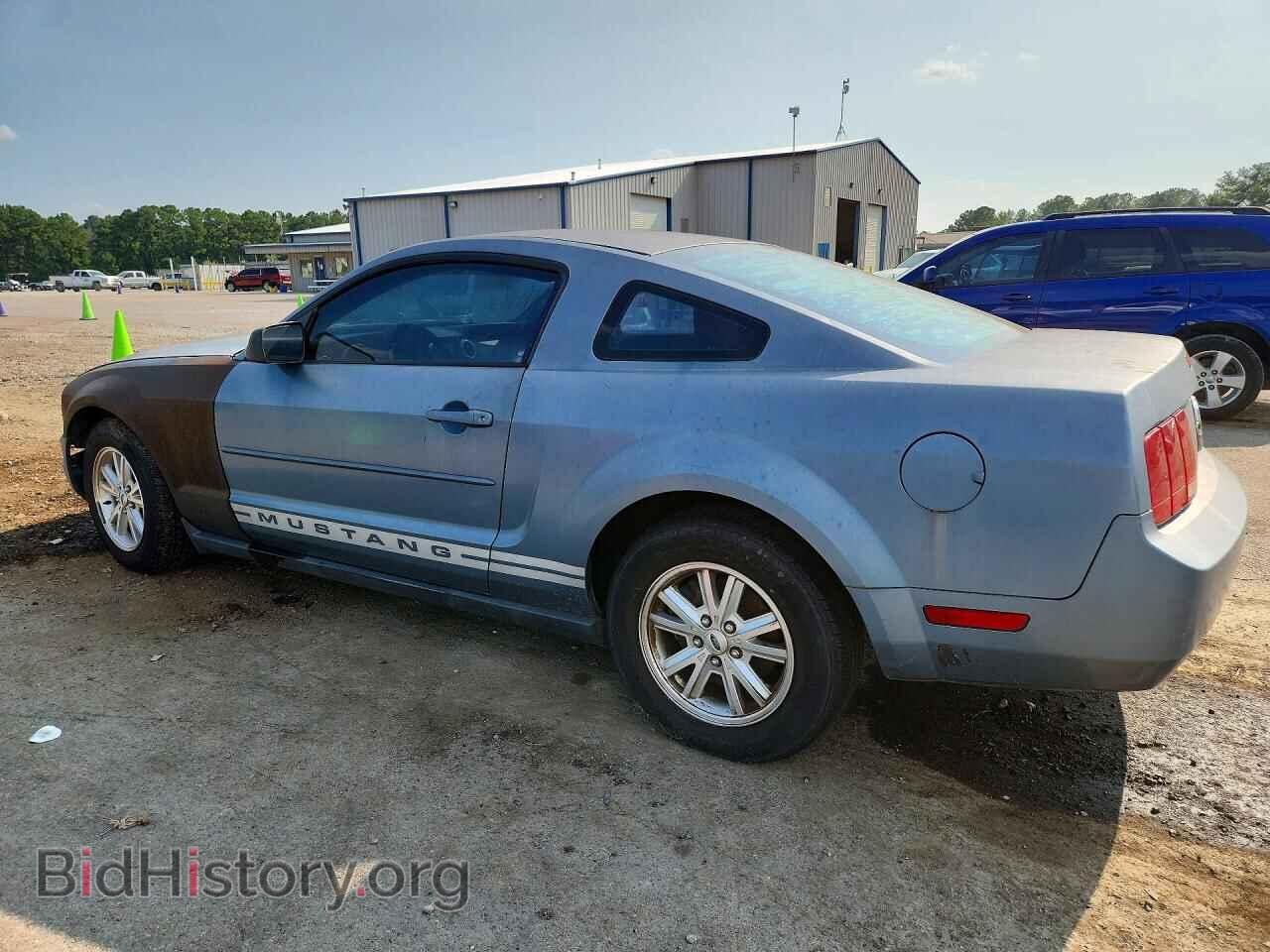 2007 FORD MUSTANG - VIN: 1ZVFT80N075266009 - Фото 2