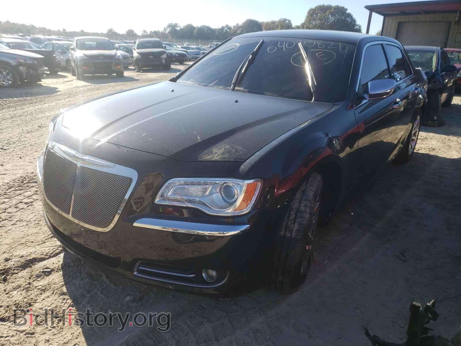 2012 CHRYSLER 300 - VIN: 2C3CCACG8CH245250 - Фото 2