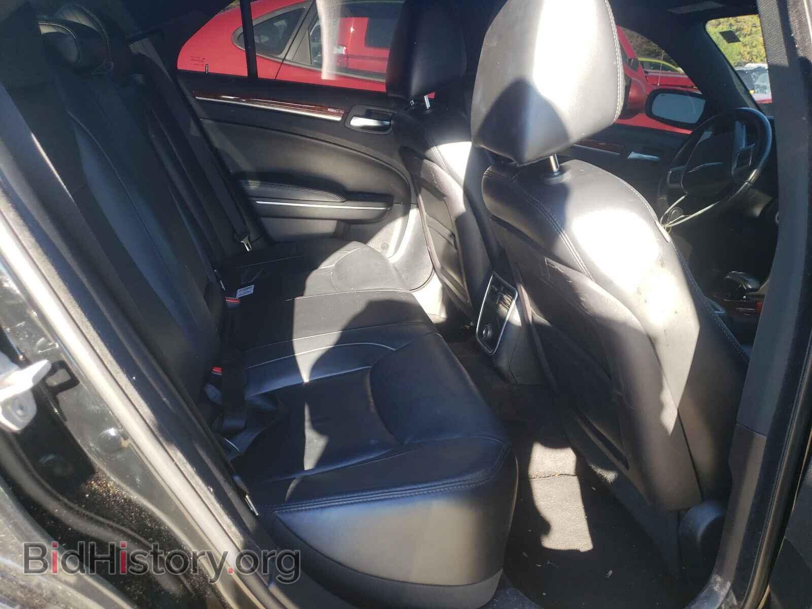 2012 CHRYSLER 300 - VIN: 2C3CCACG8CH245250 - Фото 6