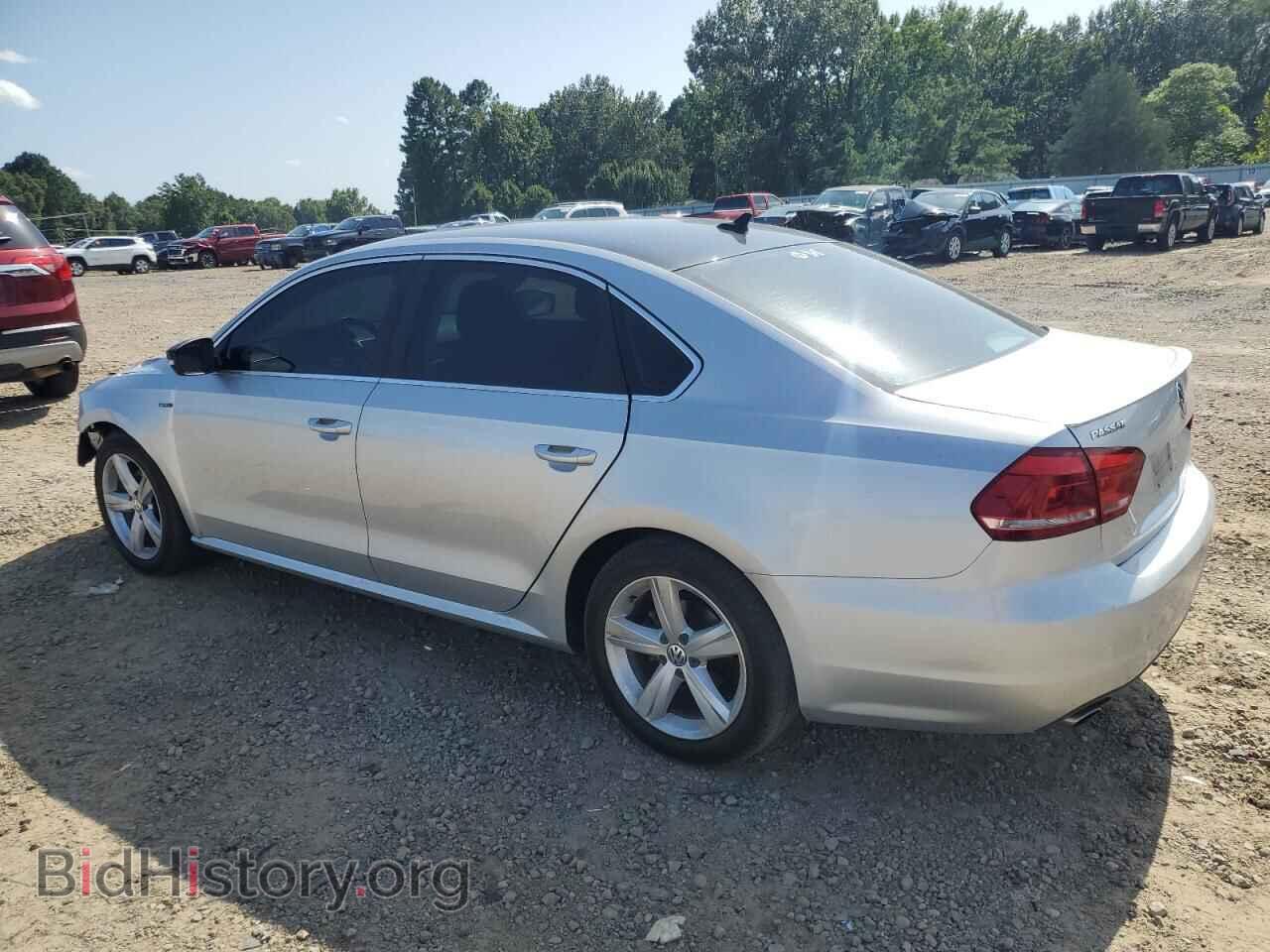 2015 VOLKSWAGEN PASSAT - VIN: 1VWBT7A32FC074929 - Фото 2