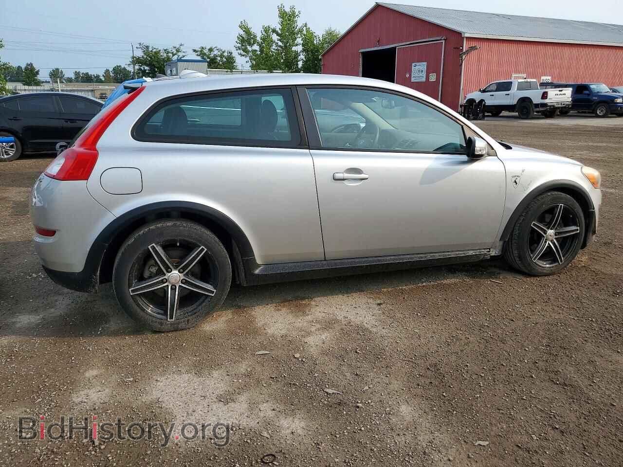 2011 VOLVO C30 - VIN: YV1672MK2B2231349 - Фото 3