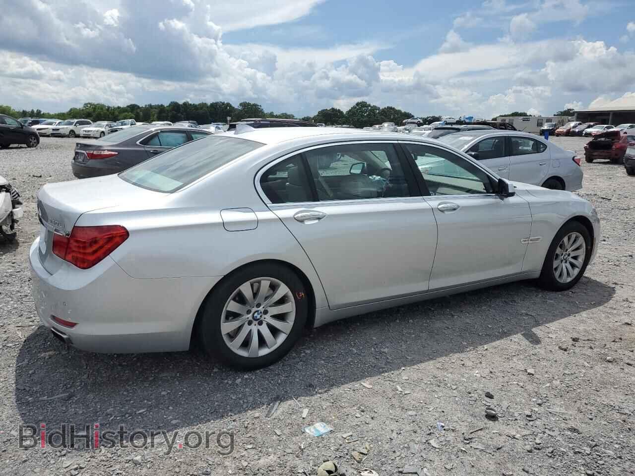 2011 BMW 7 SERIES - VIN: WBAKC8C50BC433869 - Фото 3