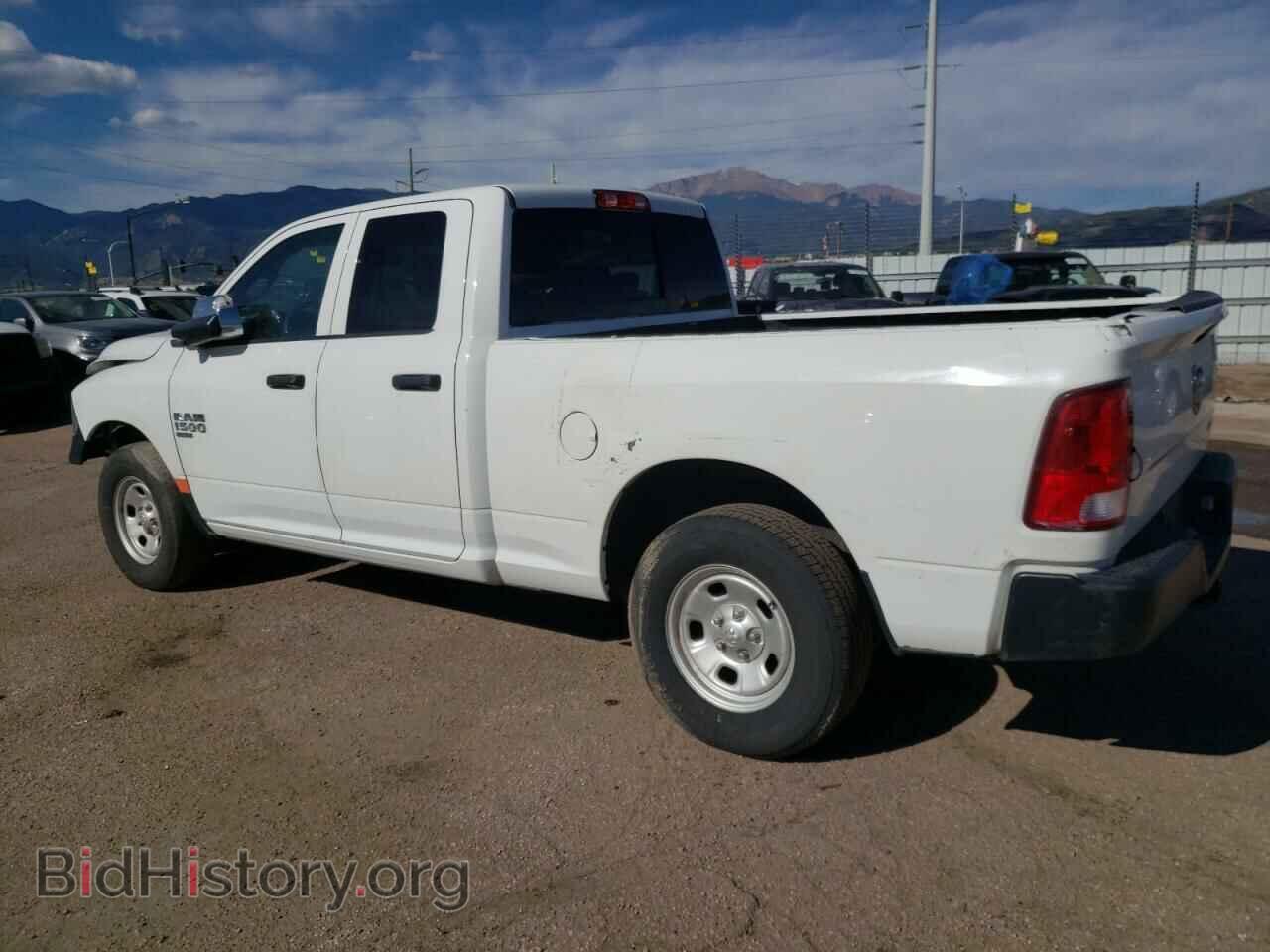 2019 RAM 1500 - VIN: 1C6RR6FG0KS701916 - Фото 2
