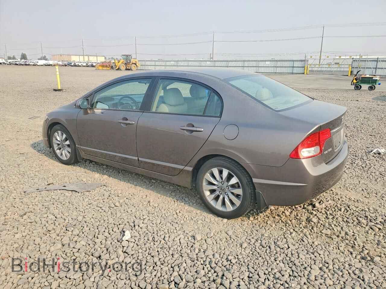 2010 HONDA CIVIC - VIN: 19XFA1F9XAE011745 - Photo 2