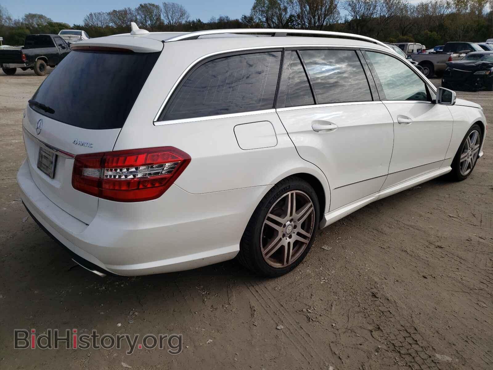 2011 MERCEDES-BENZ E-CLASS - VIN: WDDHH8HB5BA386417 - Фото 4