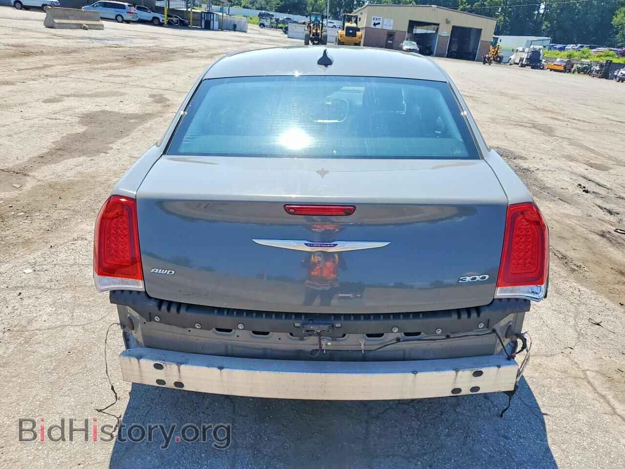 2019 CHRYSLER 300 - VIN: 2C3CCARG2KH682635 - Photo 6