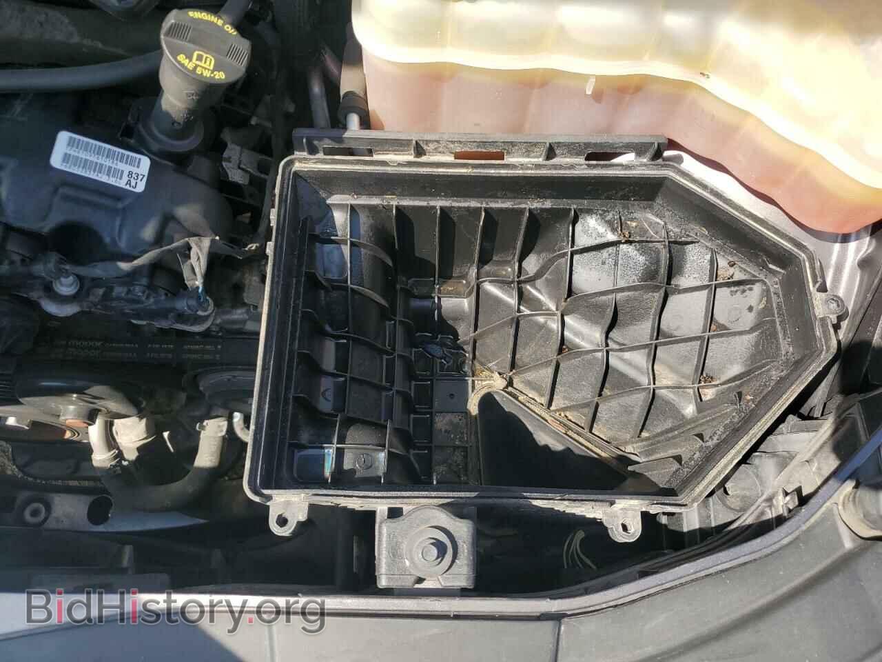 2016 CHRYSLER 300 - VIN: 2C3CCAAG3GH243706 - Фото 12