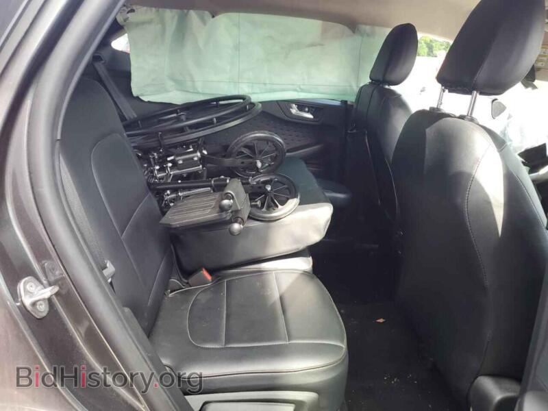 2020 Ford ESCAPE (VIN 1FMCU9G63LUA94660) — photo 10 of 13
