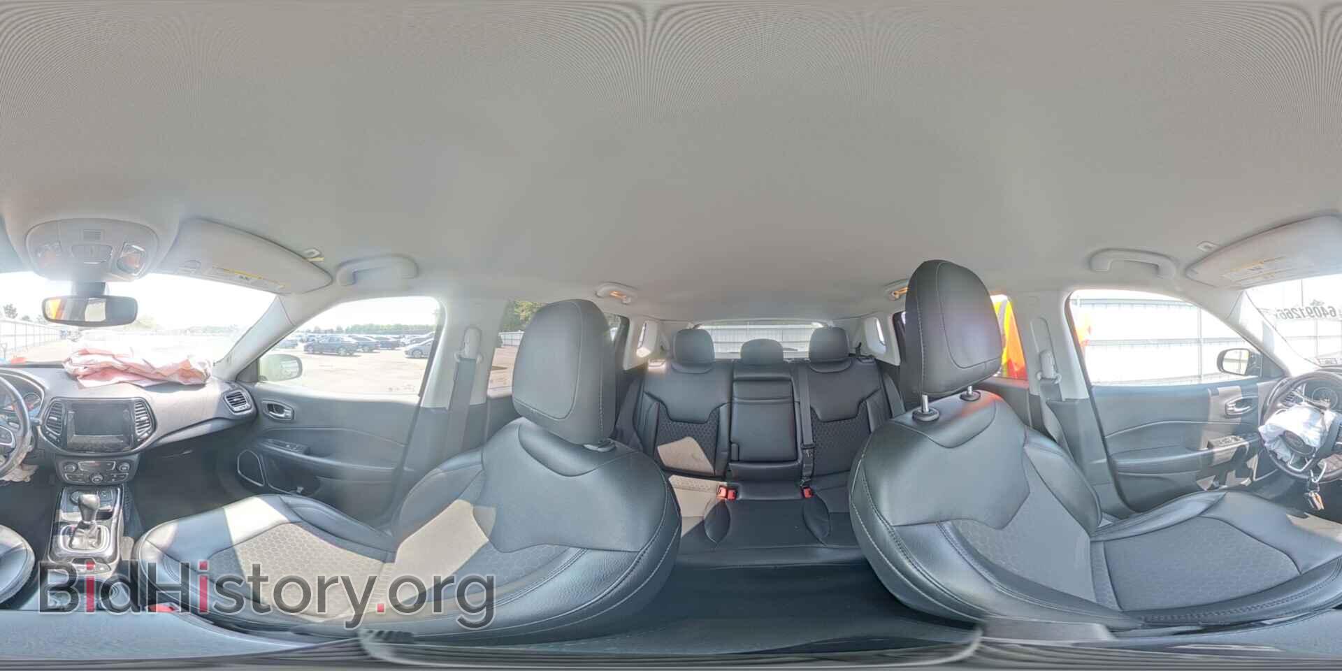 2019 JEEP COMPASS - VIN: 3C4NJDBB2KT843373 - Photo 14
