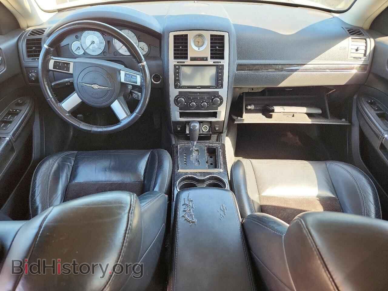 2010 CHRYSLER 300 - VIN: 2C3CA2CV1AH328672 - Photo 8