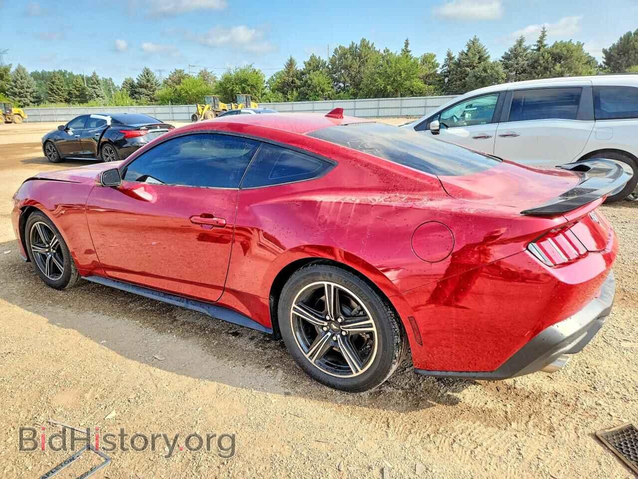 2024 Ford MUSTANG (VIN 1FA6P8TH3R5114764) — фото 2 из 14