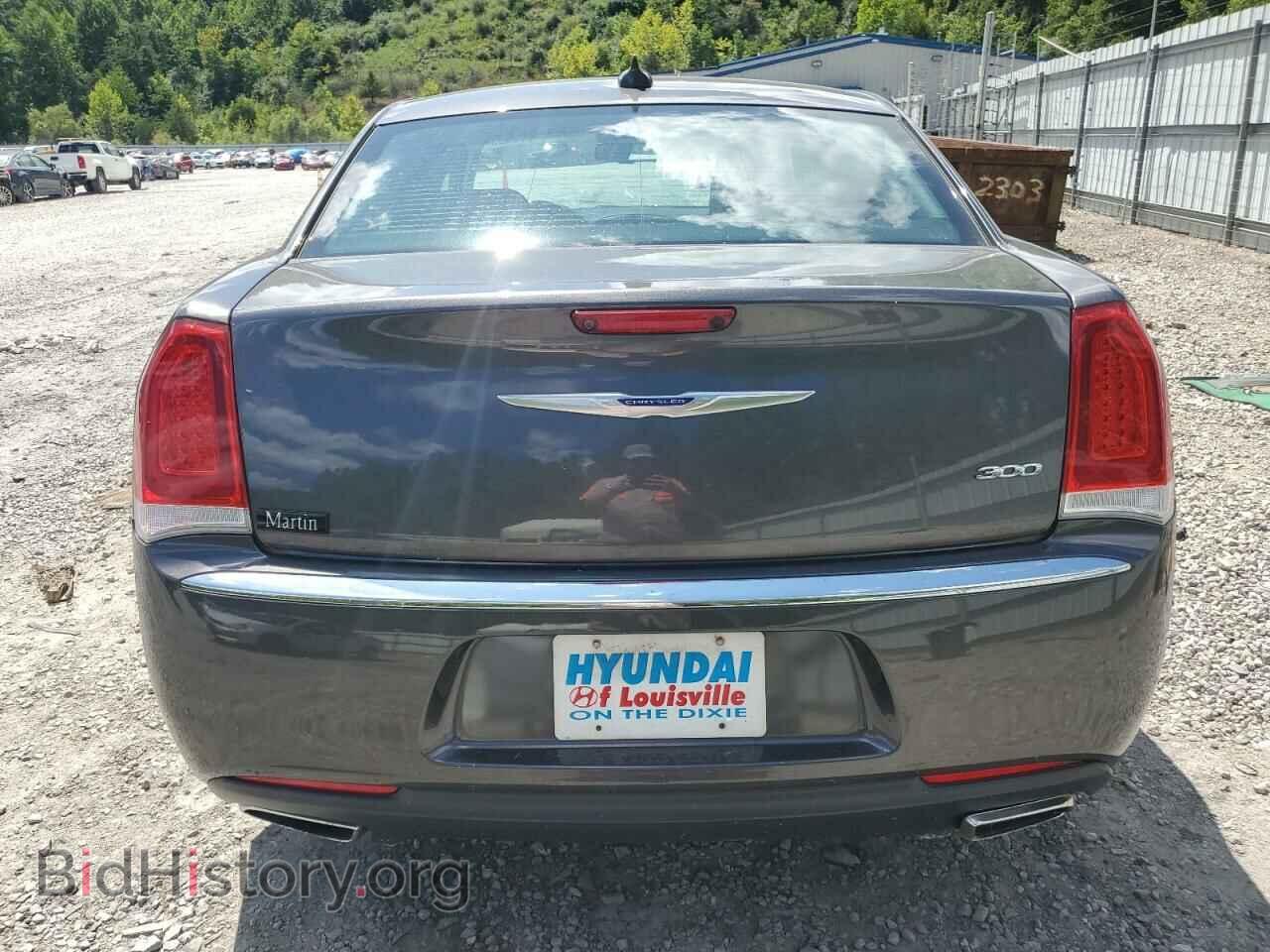 2019 CHRYSLER 300 - VIN: 2C3CCAEG7KH585629 - Фото 6