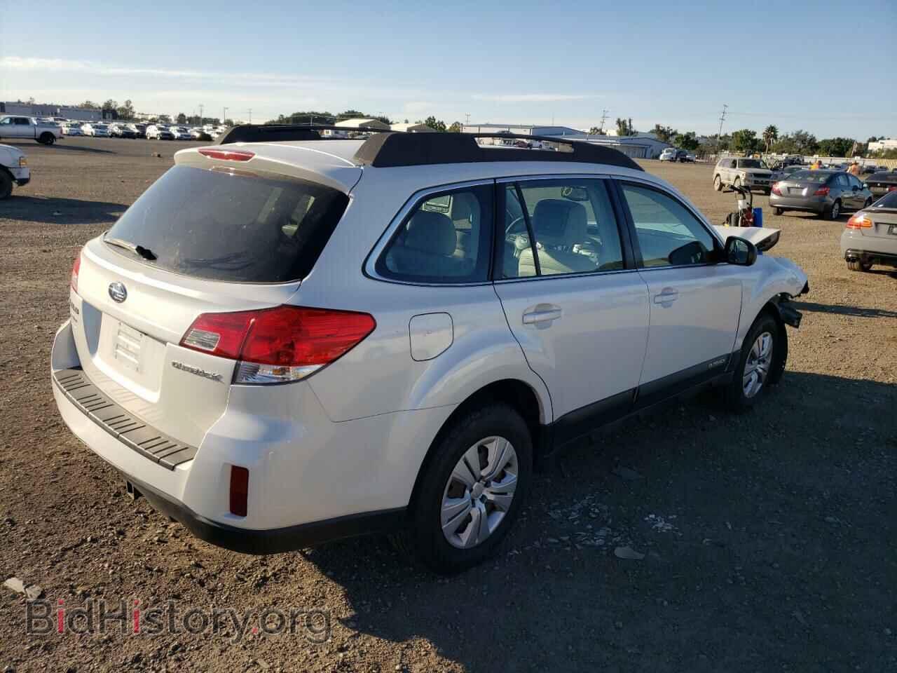 2013 SUBARU OUTBACK - VIN: 4S4BRCAC3D1257562 - Фото 3