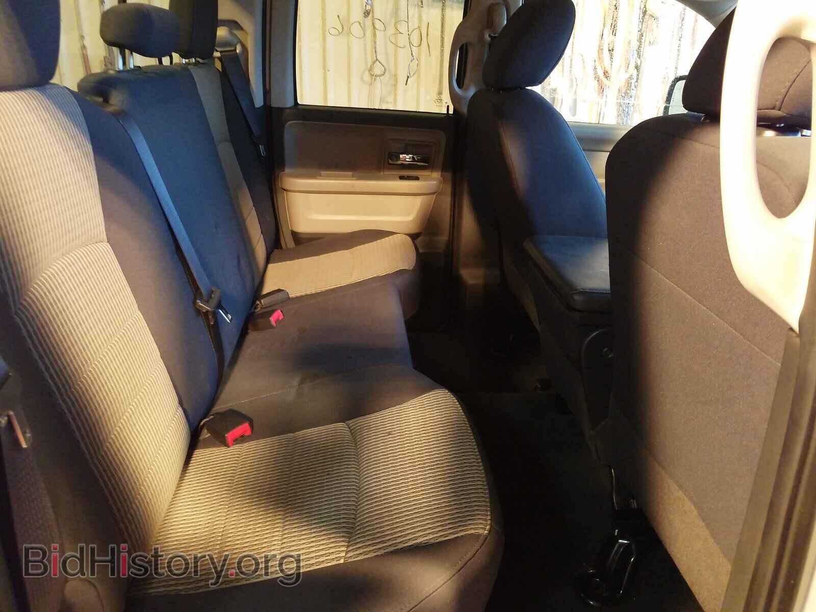 2011 DODGE RAM 1500 - VIN: 1D7RB1GT6BS696478 - Фото 6