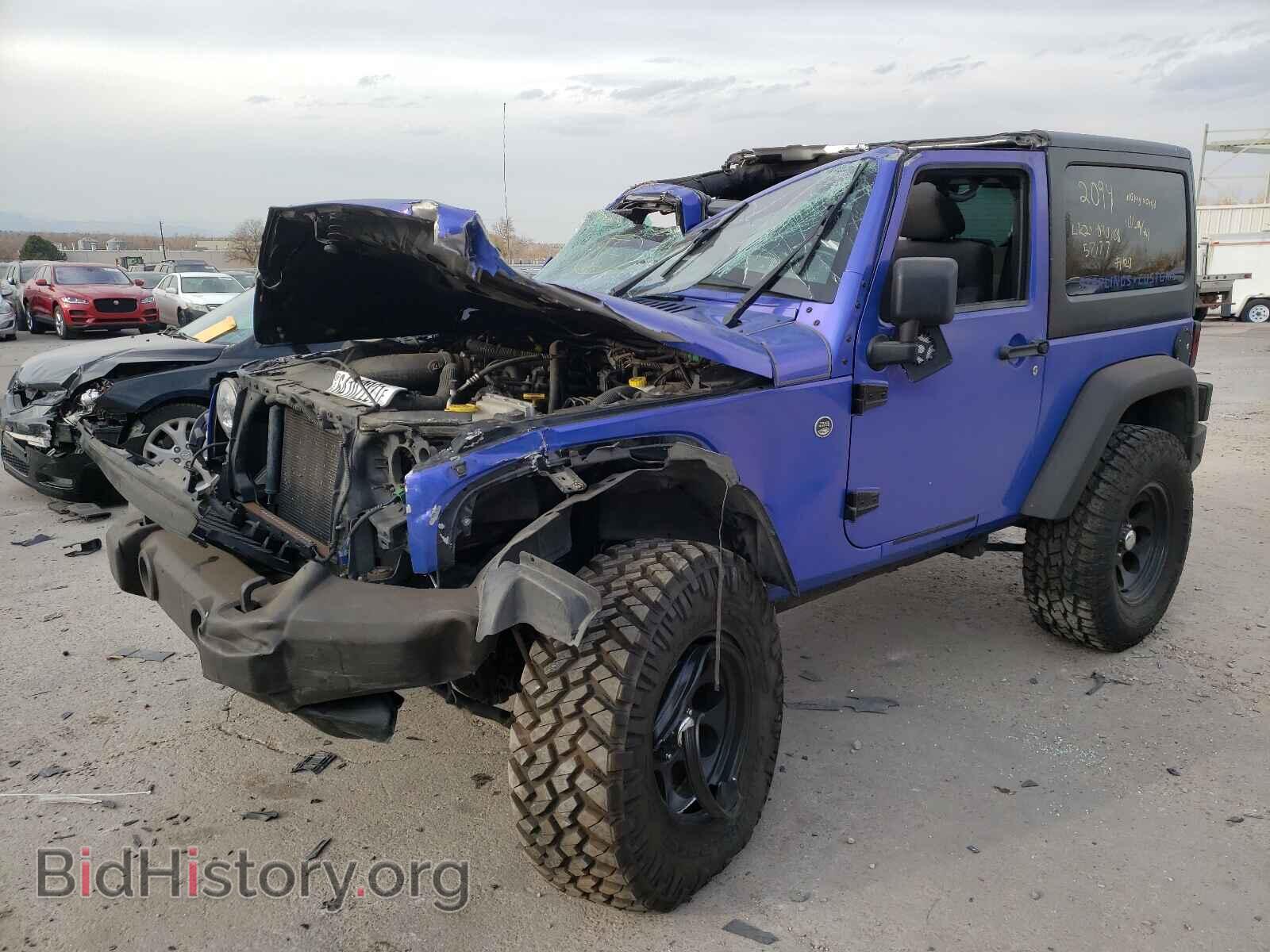 2011 JEEP WRANGLER - VIN: 1J4AA2D17BL636281 - Фото 2