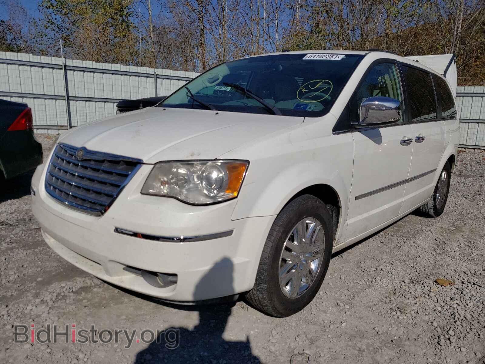 2008 CHRYSLER MINIVAN - VIN: 2A8HR64X88R143226 - Photo 2