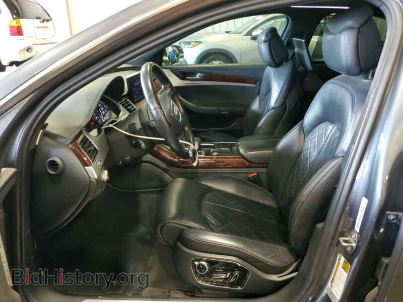 2013 Audi S8 (VIN WAUD2AFD4DN011696) — фото 7 из 12