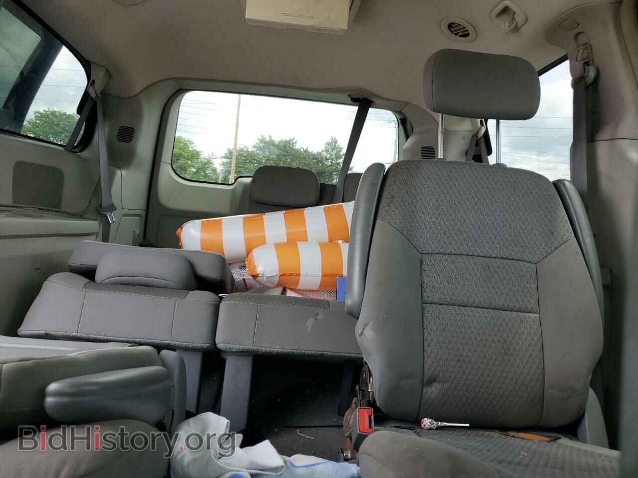 2008 CHRYSLER MINIVAN - VIN: 2A8HR54P68R611576 - Фото 10