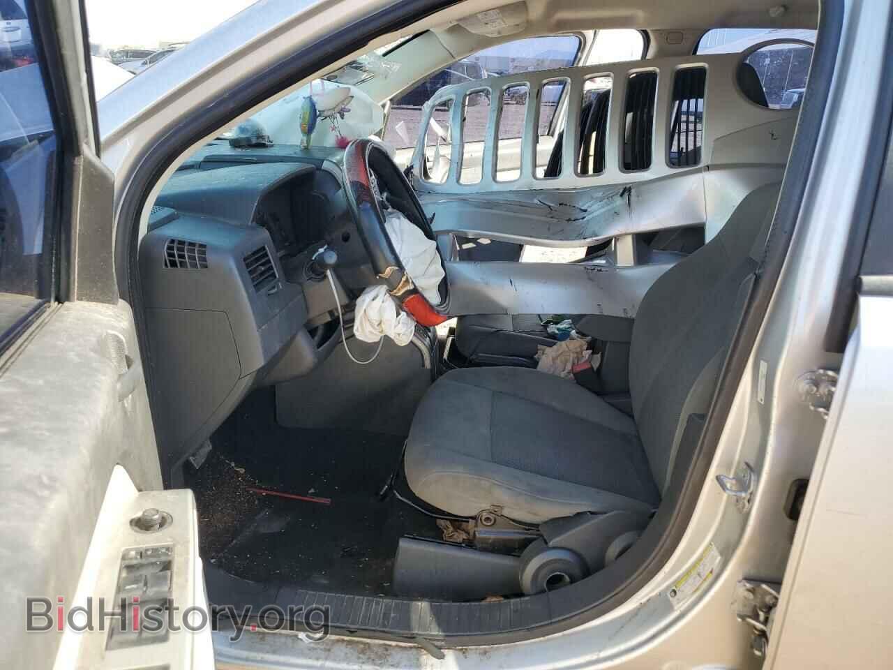 2007 JEEP COMPASS - VIN: 1J8FF47W37D205236 - Photo 7