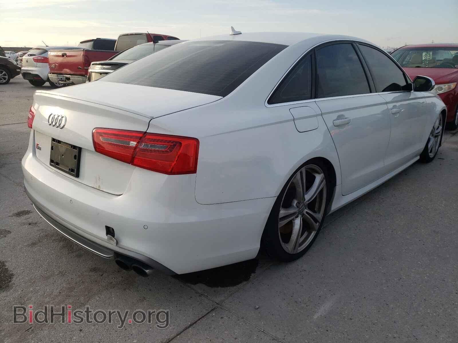 2013 AUDI S6/RS6 - VIN: WAUJ2AFC2DN092711 - Фото 4