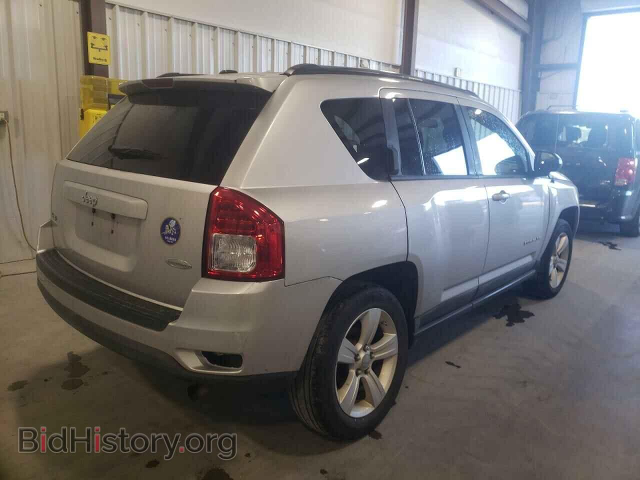 2011 JEEP COMPASS - VIN: 1J4NF1FB0BD257801 - Photo 4