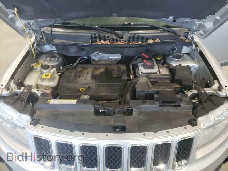 2011 Jeep COMPASS (VIN 1J4NF1FB0BD257801) — фото 7 из 10