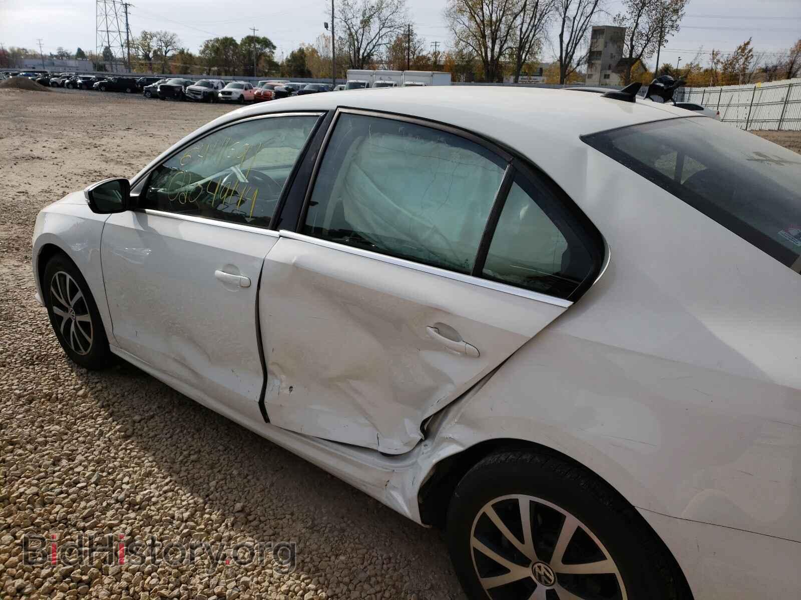 2017 VOLKSWAGEN JETTA - VIN: 3VWDB7AJ2HM270302 - Фото 9
