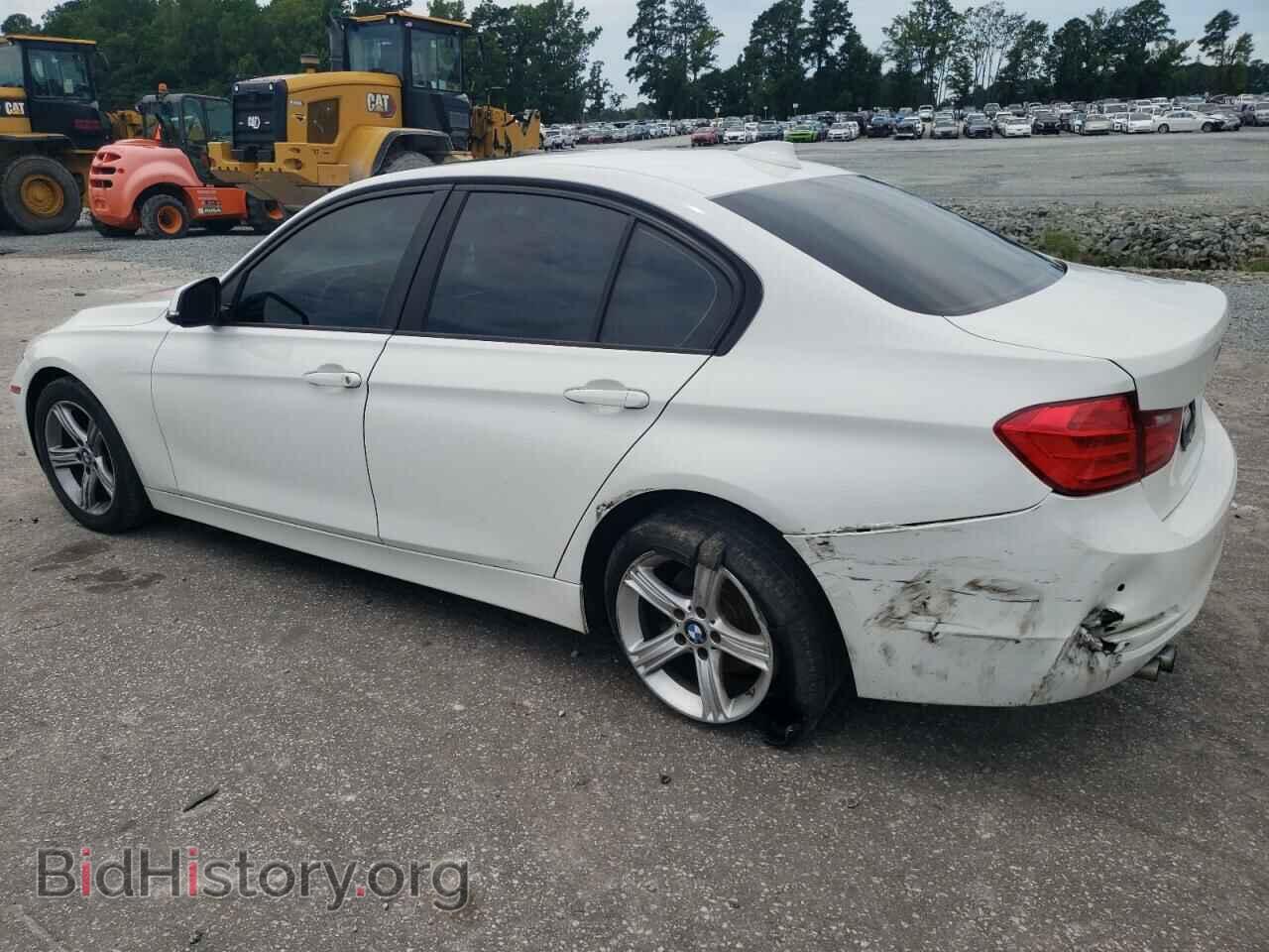 2014 BMW 3 SERIES - VIN: WBA3A5C56EP602427 - Фото 2