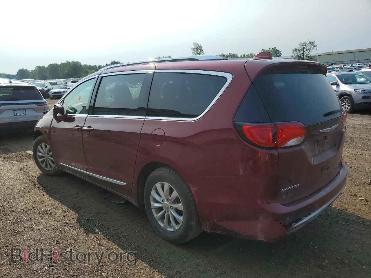 2018 CHRYSLER PACIFICA - VIN: 2C4RC1EG8JR292045 - Фото 2