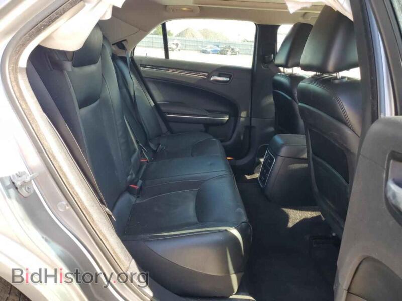 2016 Chrysler 300 (VIN 2C3CCAEG4GH320156) — фото 10 из 14